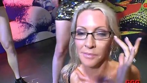 Piercing caucasian girl really enjoys gangbang HD