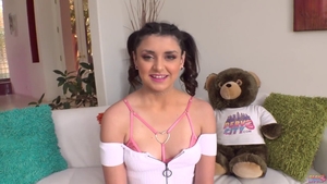 Pigtails Leda Lotharia really likes deepthroat